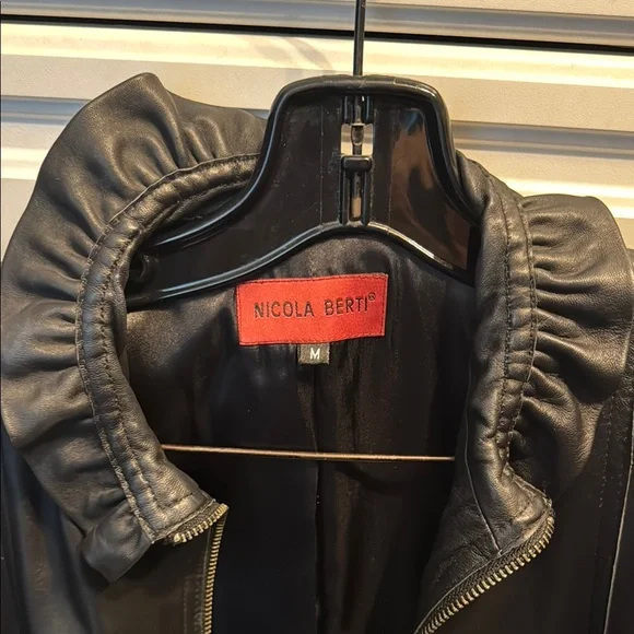 Nicola Berti Ruffled Black Women's Jacket/Coat - Picture 3 of 11